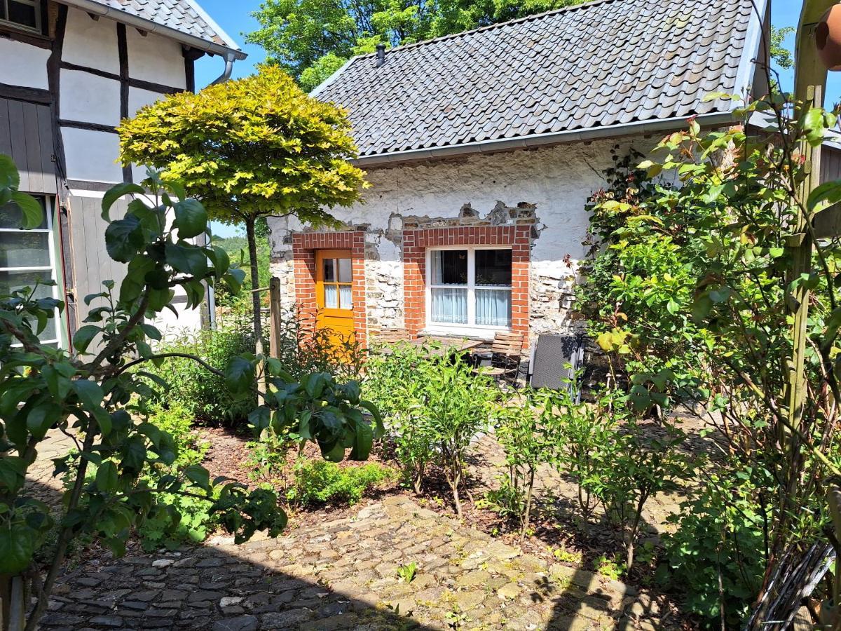 Ferienhaus Altes Backhaus Roetgen Exteriér fotografie